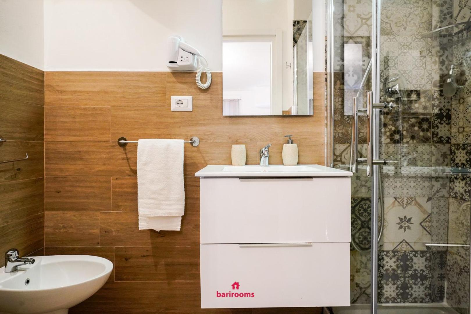 Barirooms - Melo Suites Extérieur photo